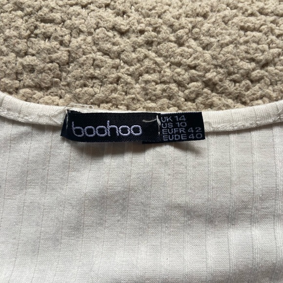 🌸 Boohoo 🌸 ribbed wrap bodysuit - Picture 3 of 6